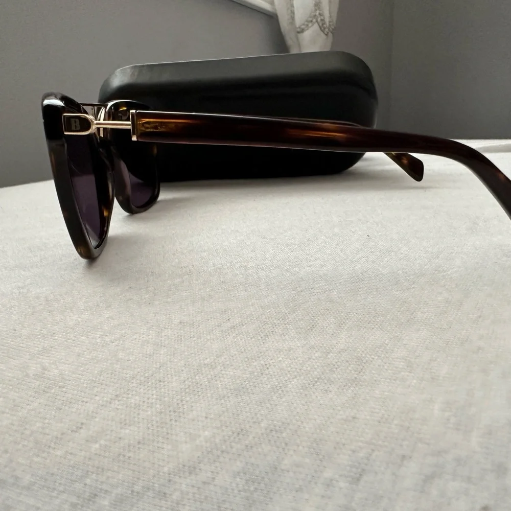 Authentic Balmain Tortoise Shell Sunglasses - Picture 6 of 9